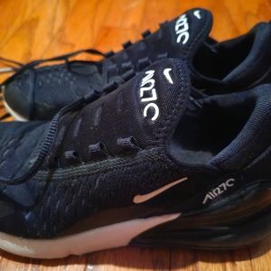 Nike Air 270 youth